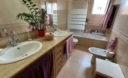 Reventa - Semi Detached Villa -
Los Montesinos