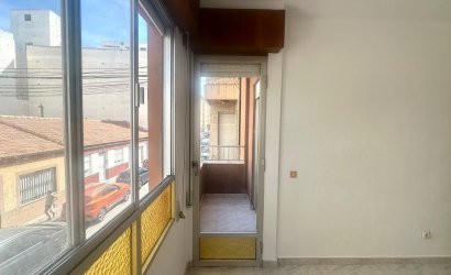 Resale - Apartment -
Torrevieja - Estacion De Autobuses