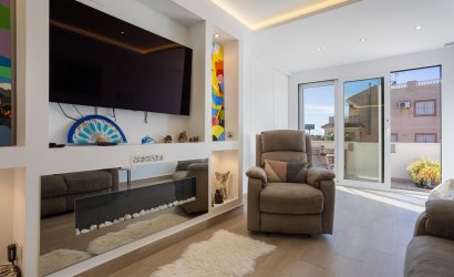 Resale - Town House -
Torrevieja - Urbanización San Luis