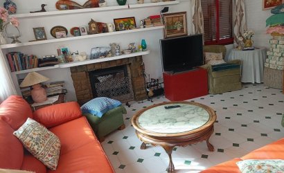 Herverkoop - Villa -
Orihuela Costa - Campoamor