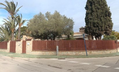 Herverkoop - Villa -
Orihuela Costa - Campoamor