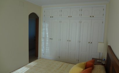 Herverkoop - Country House -
El Altet