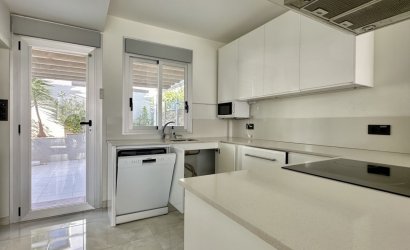 Herverkoop - Villa -
Orihuela Costa - Lomas De Cabo Roig