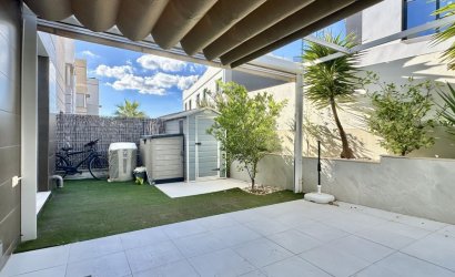 Herverkoop - Villa -
Orihuela Costa - Lomas De Cabo Roig