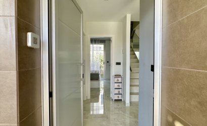 Herverkoop - Villa -
Orihuela Costa - Lomas De Cabo Roig