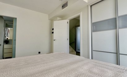 Herverkoop - Villa -
Orihuela Costa - Lomas De Cabo Roig