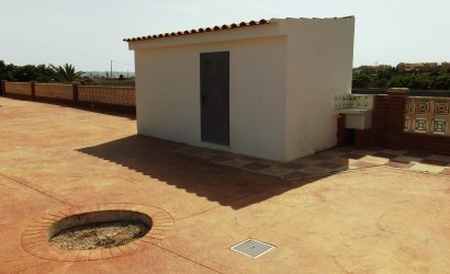 Resale - Villa -
Los Montesinos - La Herrada