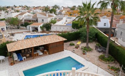 Resale - Villa -
Torrevieja - El Chaparral