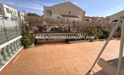 Resale - Townhouse -
Los Narejos - Urb. Oasis