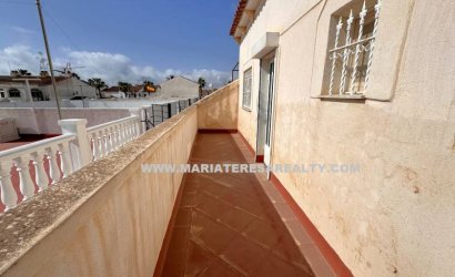 Resale - Townhouse -
Los Narejos - Urb. Oasis