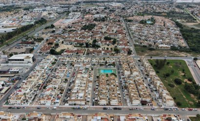 Herverkoop - Bungalow -
Torrevieja - El Limonar