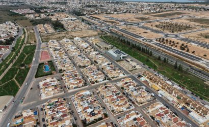 Herverkoop - Bungalow -
Torrevieja - El Limonar