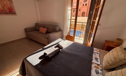 Revente - Apartment -
Torrevieja - Los Frutales