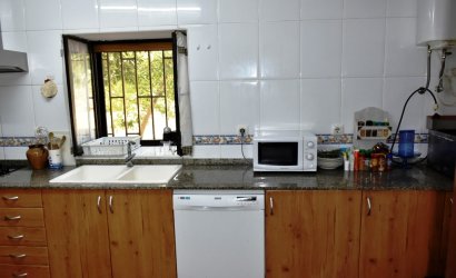 Herverkoop - Country House -
Cocentaina