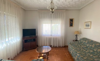 Resale - Townhouse -
Salinas