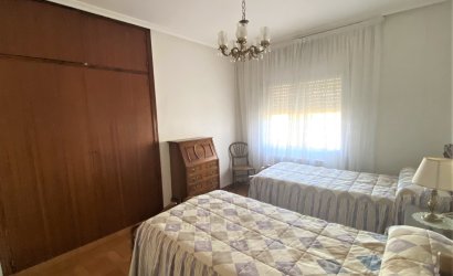 Resale - Townhouse -
Salinas