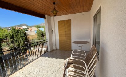 Resale - Townhouse -
Salinas