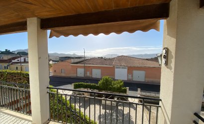 Resale - Townhouse -
Salinas