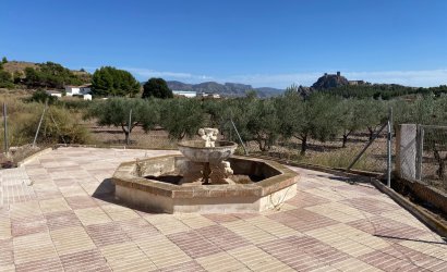 Revente - Country House -
Sax