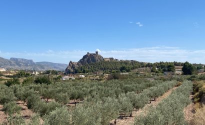 Revente - Country House -
Sax