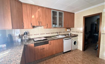 Revente - Country House -
Sax