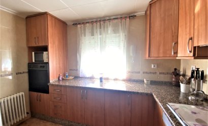 Revente - Country House -
Sax