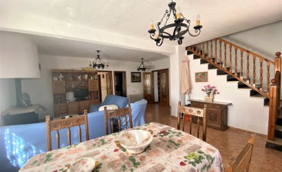 Revente - Country House -
Sax