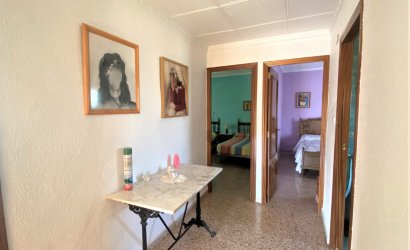 Revente - Country House -
Sax