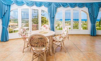 Resale - Villa -
Jávea - Montgó