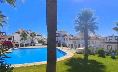 Revente - Apartment -
La Duquesa - Costa del Sol