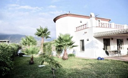 Herverkoop - Villa -
Vinuela - Inland