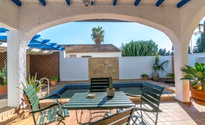 Resale - Townhouse -
Orihuela Costa - Campoamor