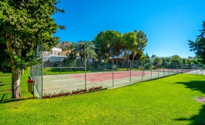 Resale - Townhouse -
Orihuela Costa - Campoamor