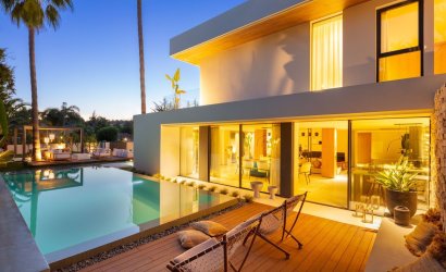 Reventa - Villa -
Nueva Andalucía - Costa del Sol