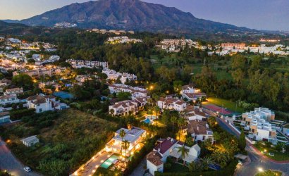 Reventa - Villa -
Nueva Andalucía - Costa del Sol