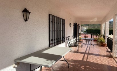 Revente - Country House -
Sax