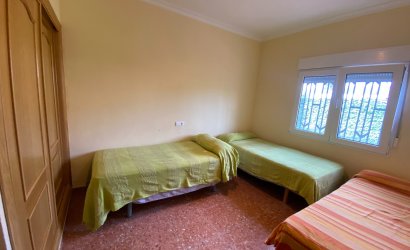 Revente - Country House -
Sax