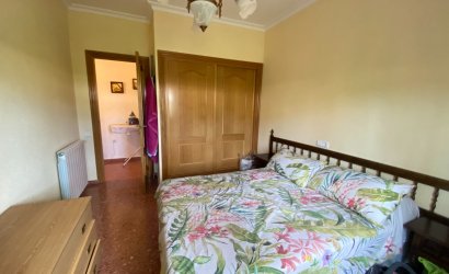 Revente - Country House -
Sax