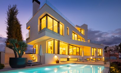 Resale - Villa -
Benahavis - La Quinta