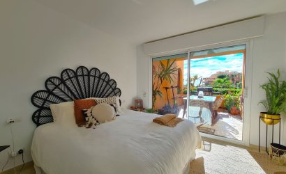 Herverkoop - Apartment -
La Duquesa - Costa del Sol