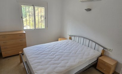 Herverkoop - Villa -
Vinuela - Inland