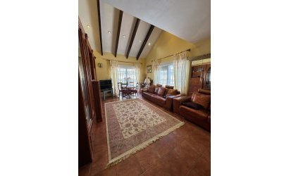 Herverkoop - Villa -
Playa Flamenca - Costa Blanca