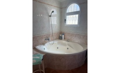 Herverkoop - Villa -
Playa Flamenca - Costa Blanca