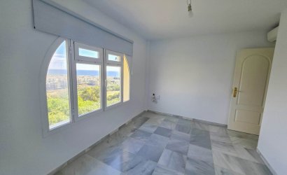 Revente - Apartment -
La Duquesa - Costa del Sol