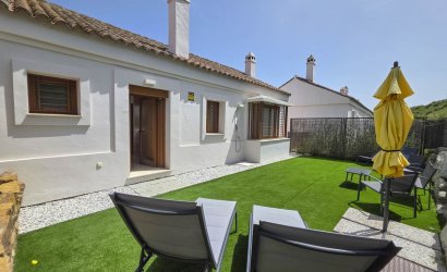 Reventa - Town House -
Casares Playa - Costa del Sol