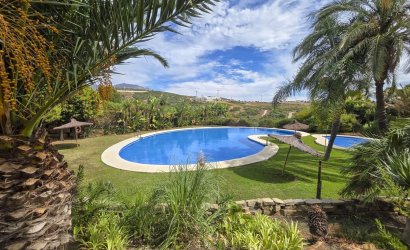 Revente - Apartment -
Casares Playa - Costa del Sol