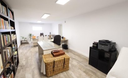 Herverkoop - Villa -
San Miguel de Salinas - Inland