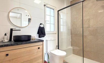 Herverkoop - Villa -
Orihuela Costa - Costa Blanca