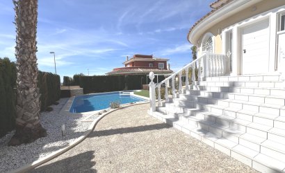 Resale - Villa -
Ciudad Quesada - Costa Blanca