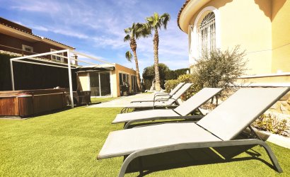 Resale - Villa -
Ciudad Quesada - Costa Blanca